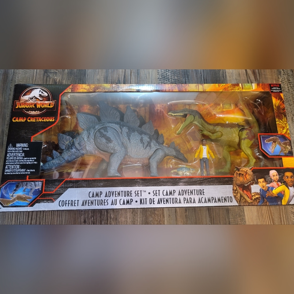 Jurassic World Adventure Camp Set RARE